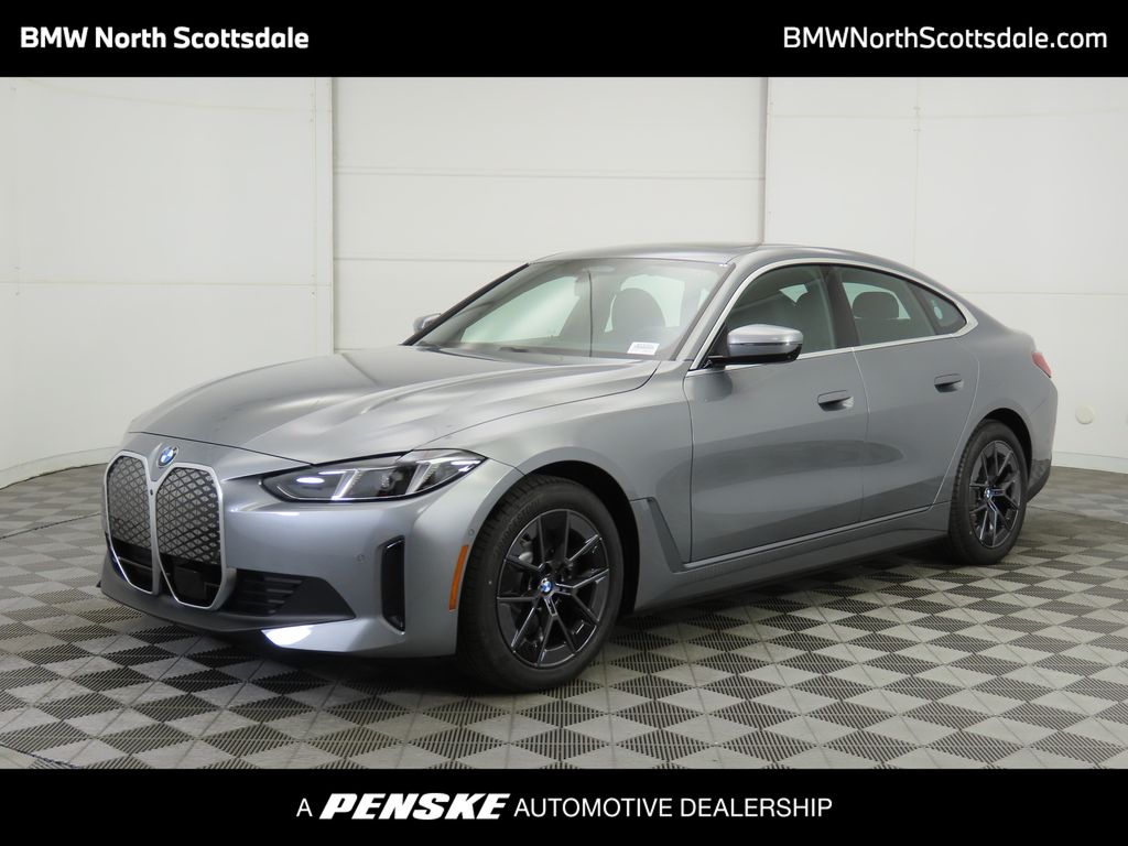 Thumbnail: 2026 BMW i4 - 1