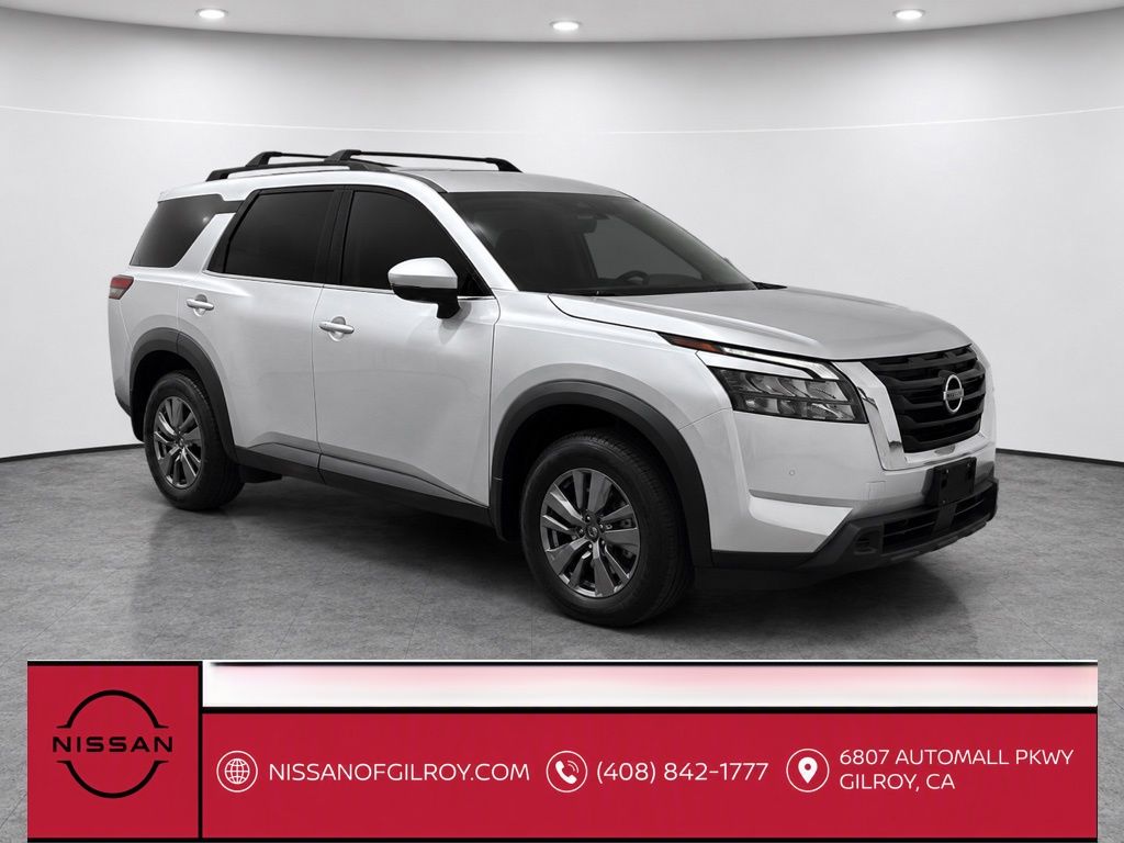 Brilliant Silver Metallic 2025 Nissan Pathfinder SUV / Crossover Front-Wheel Drive 9-Speed Automatic