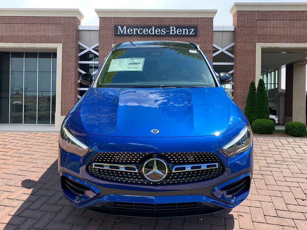 Thumbnail: 2025 Mercedes-Benz GLA - 2