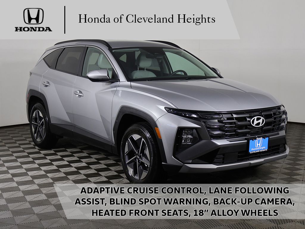 Shimmering Silver 2025 Hyundai Tucson SUV / Crossover All-Wheel Drive 8-Speed Automatic