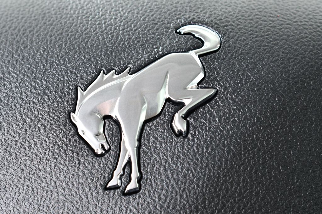 New 2025 Gray Ford Outer Banks image 34