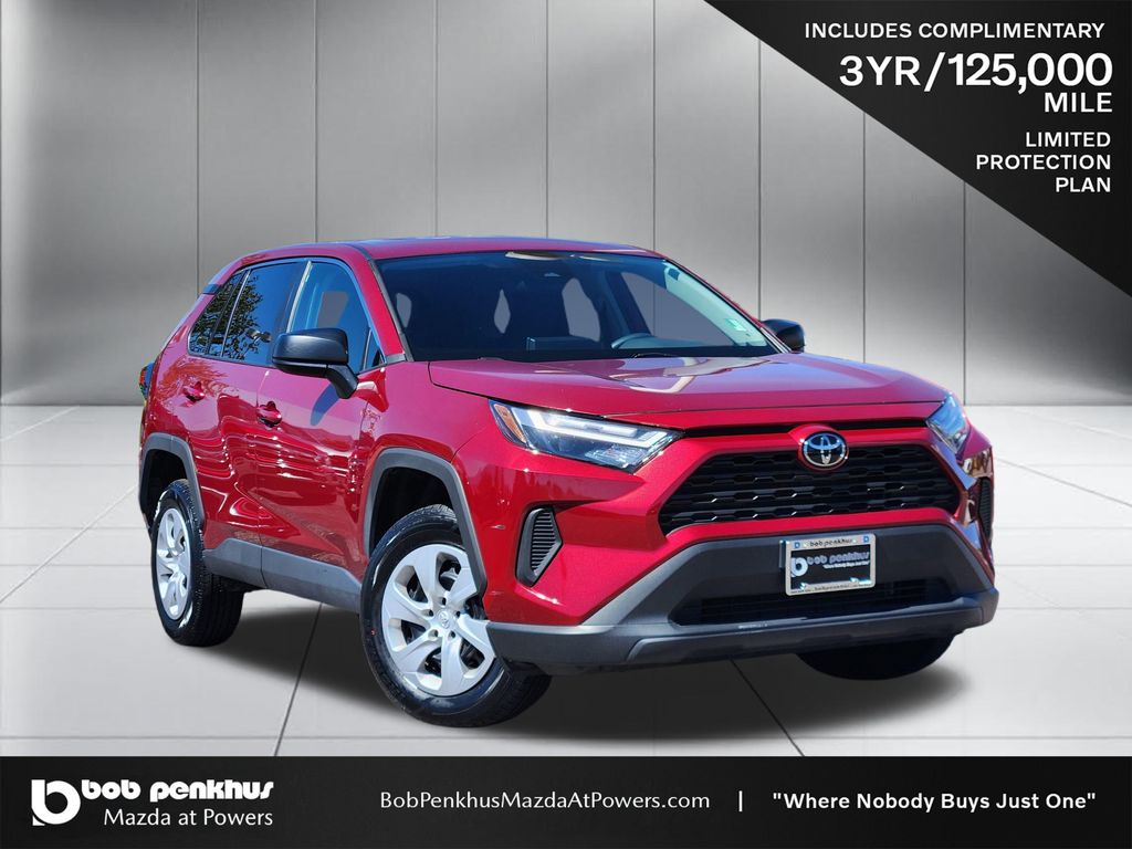 2025 Toyota RAV4 LE