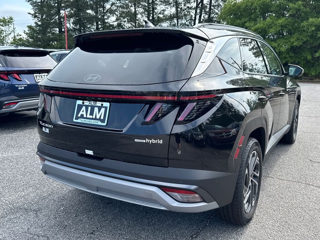 2025 Hyundai Tucson Hybrid Limited photo 3