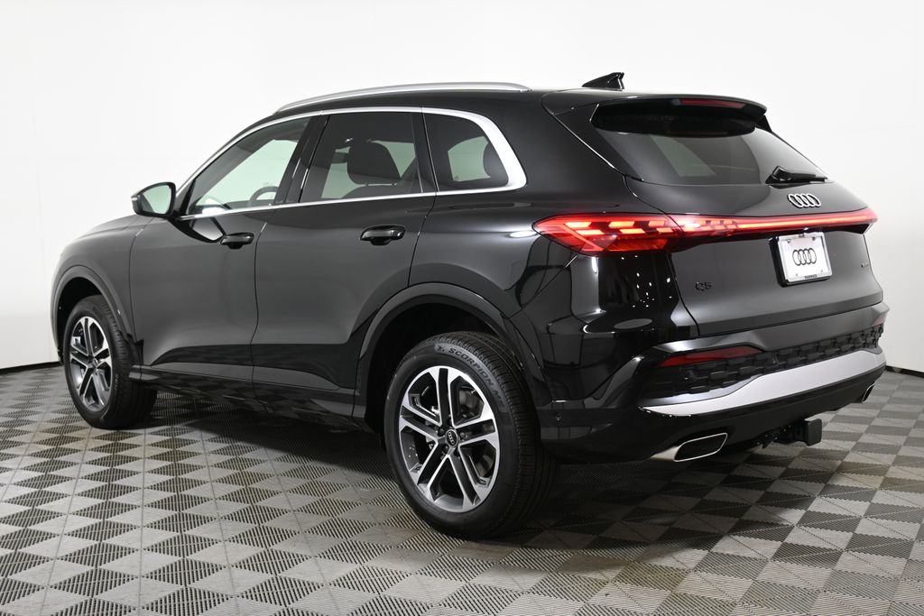 Thumbnail: 2025 Audi Q5 - 5