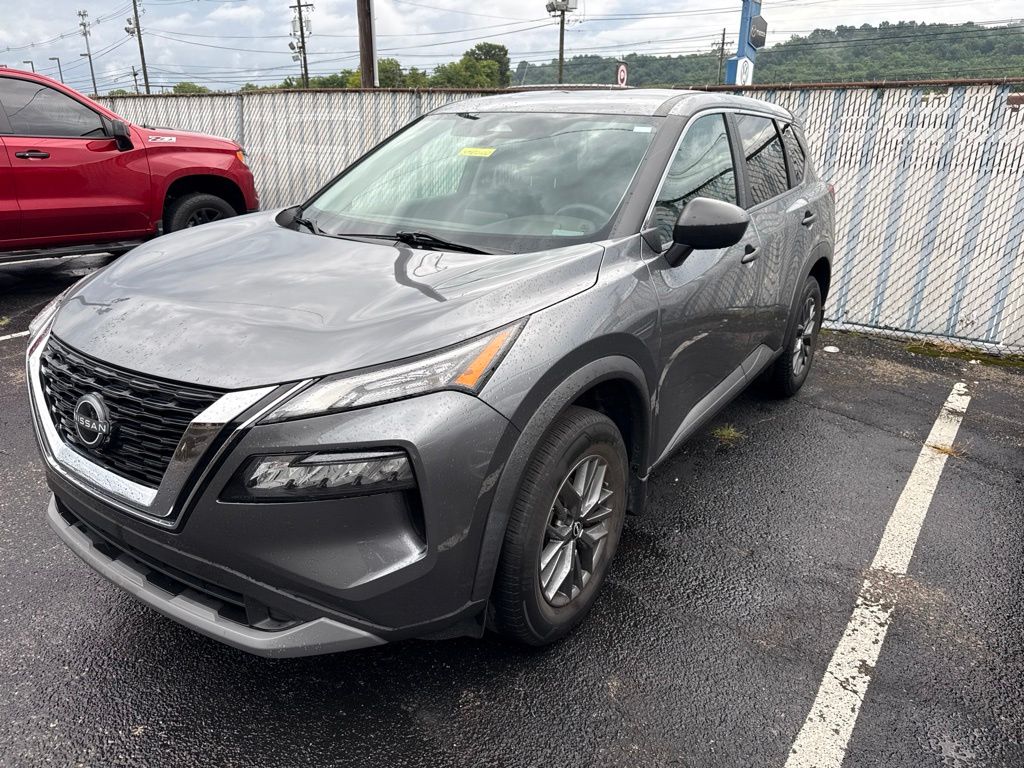 View vehicle photo 6
