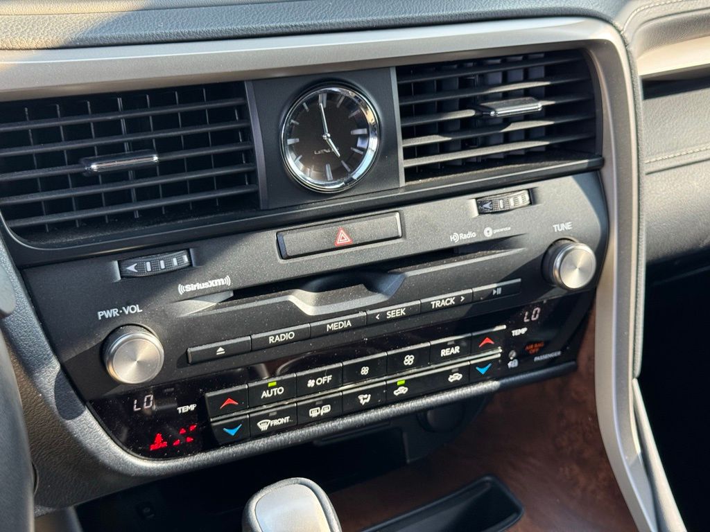 2022 Lexus RX 350L photo 32