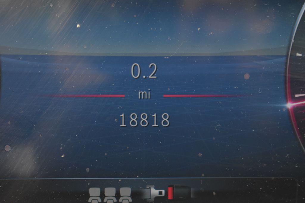 Thumbnail: 2023 Mercedes-Benz C-Class - 10