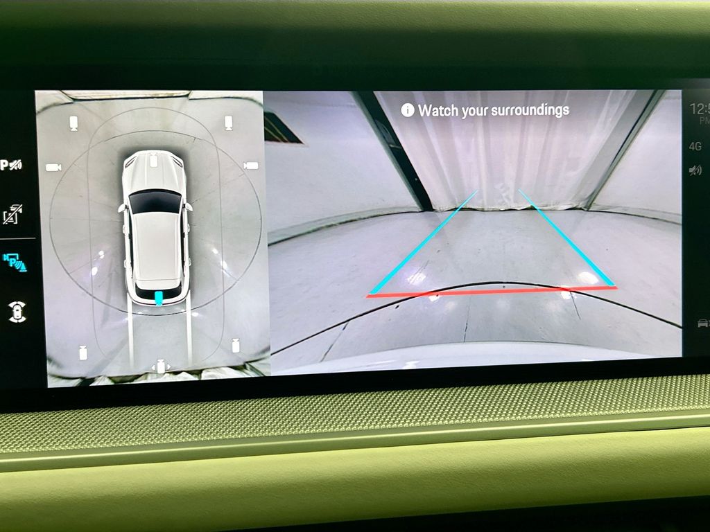 Thumbnail: 2026 Porsche Cayenne - 17