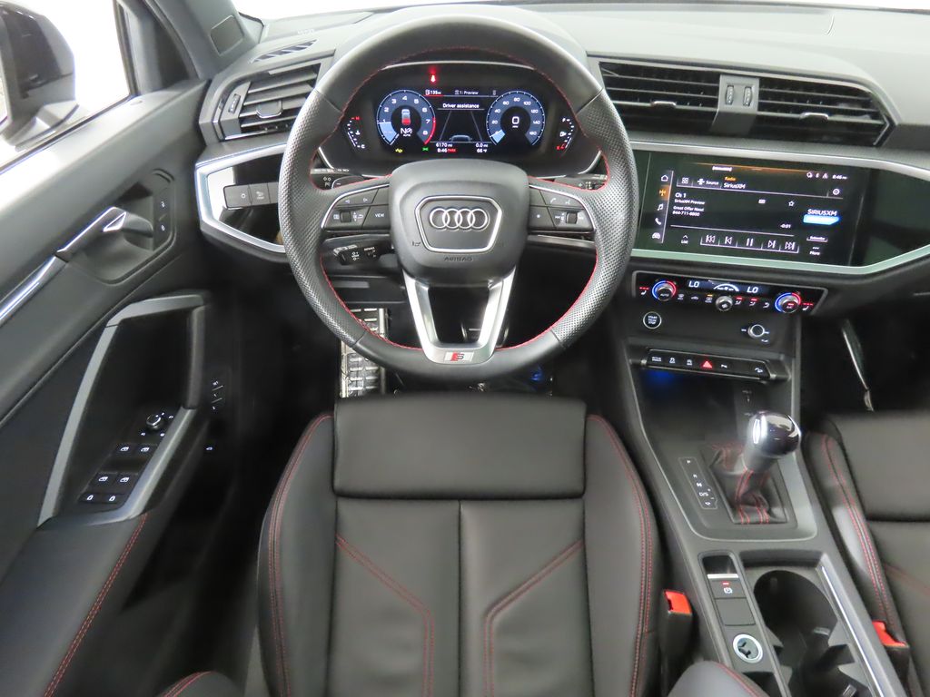 Thumbnail: 2025 Audi Q3 - 12