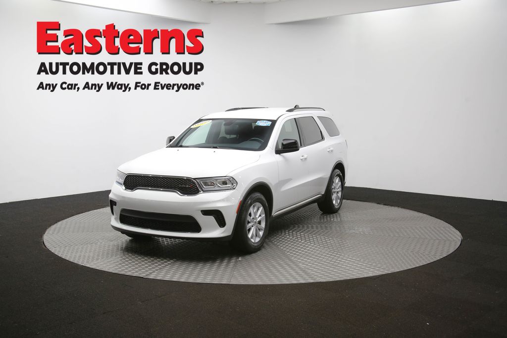 Used 2023 White Dodge SXT image 51