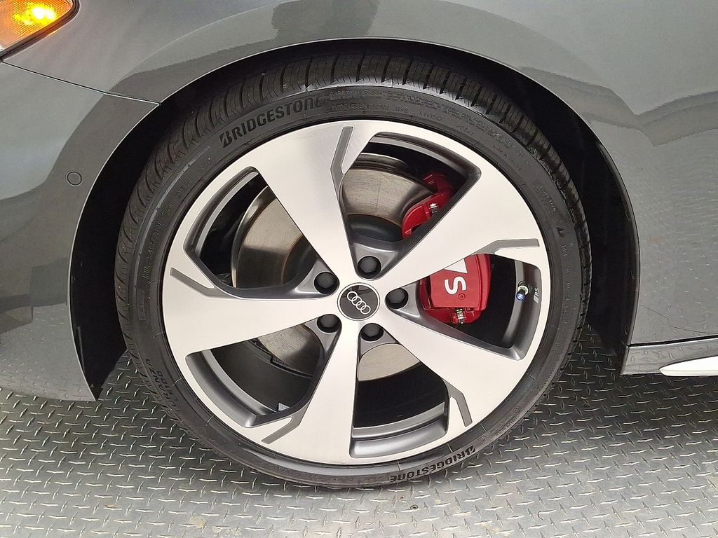 Thumbnail: 2025 Audi S5 - 5