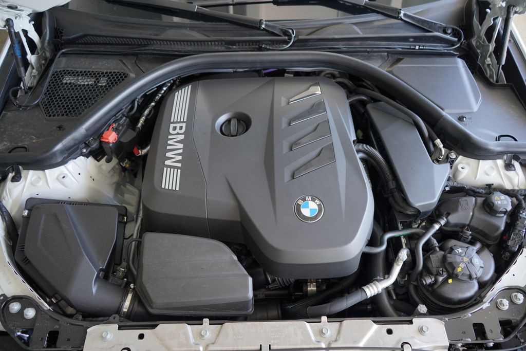 Thumbnail: 2026 BMW 3 Series - 21