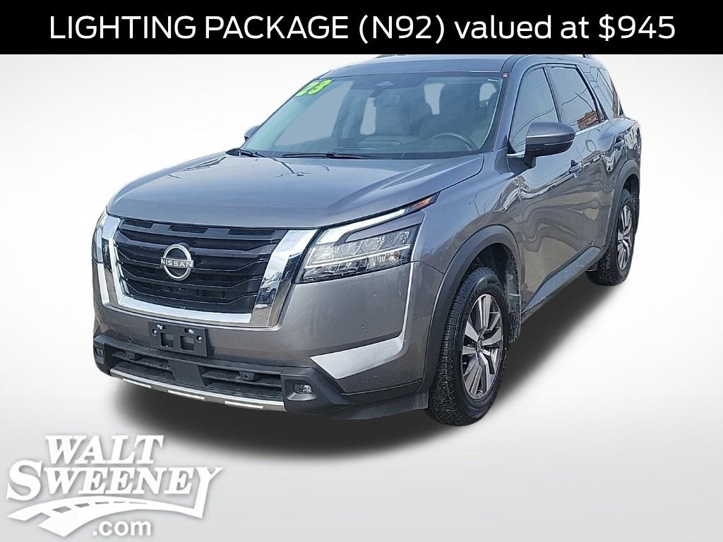2023 Nissan Pathfinder SL FWD