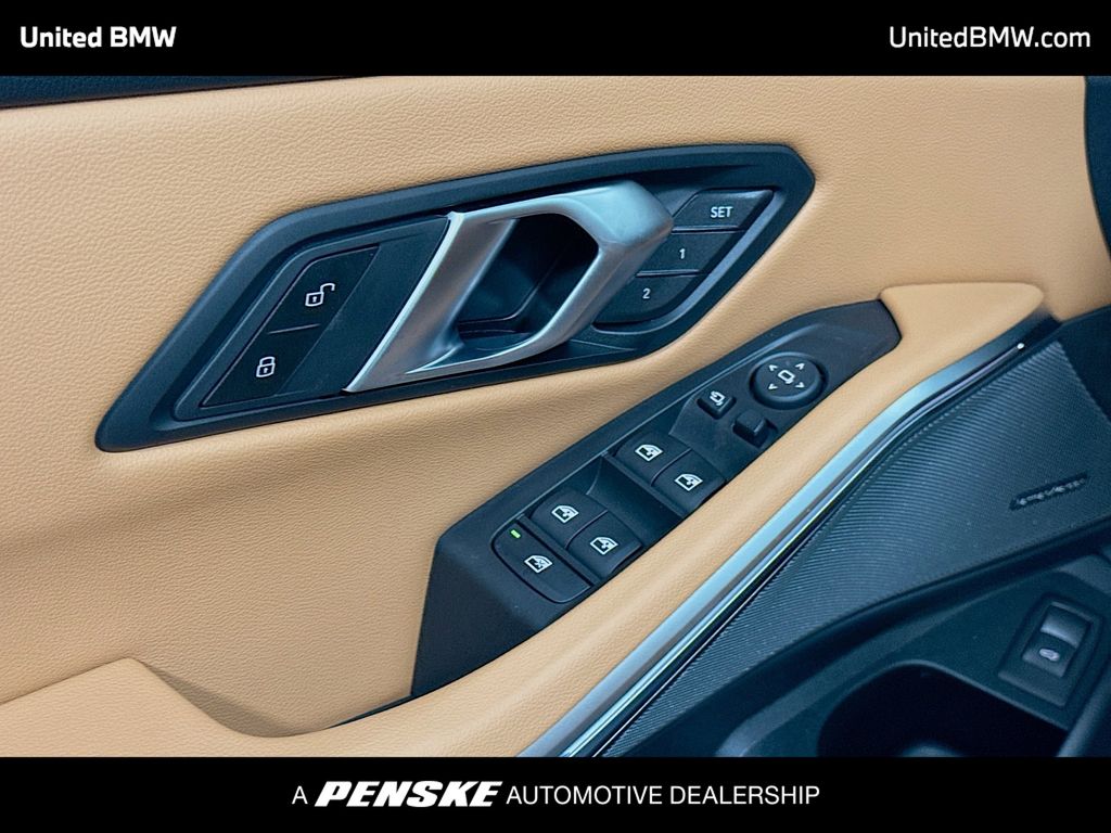 Thumbnail: 2026 BMW 3 Series - 3