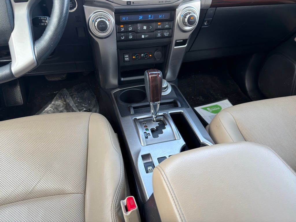 Thumbnail: 2019 Toyota 4Runner - 17