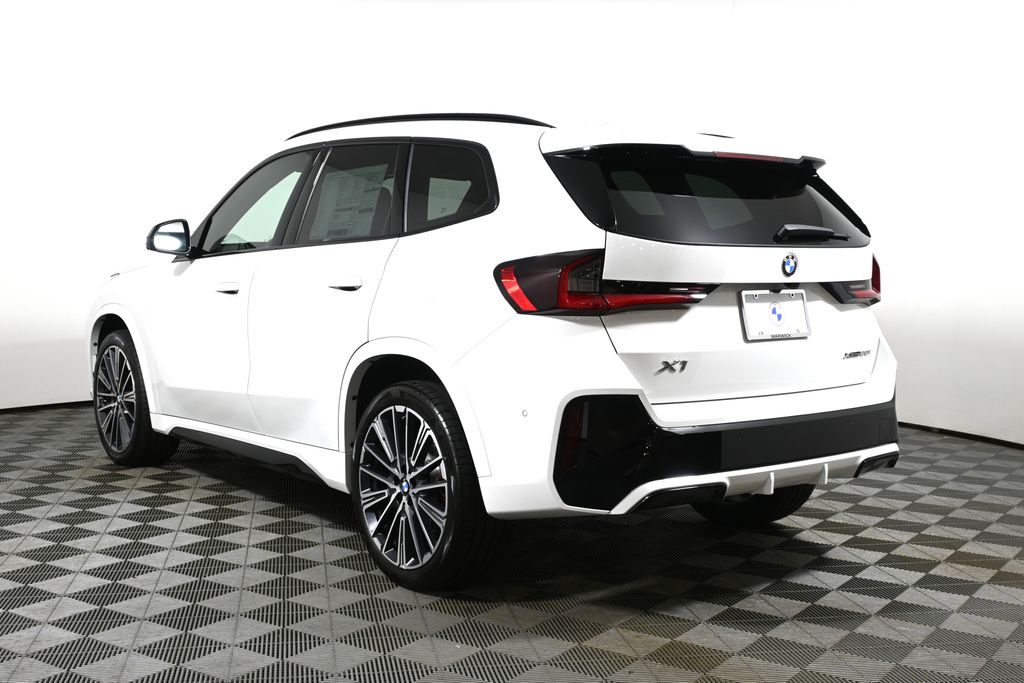 Thumbnail: 2027 BMW X1 - 5