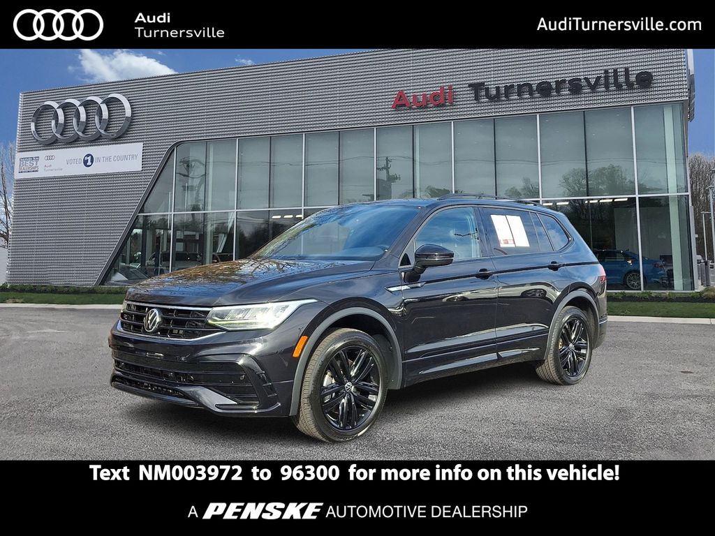 Thumbnail: 2022 Volkswagen Tiguan - 1