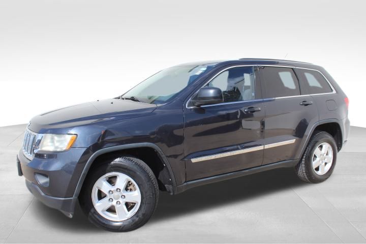 Used Car 2012 Jeep Grand Cherokee  Laredo For Sale Under $10,000 In Georgetown, Texas