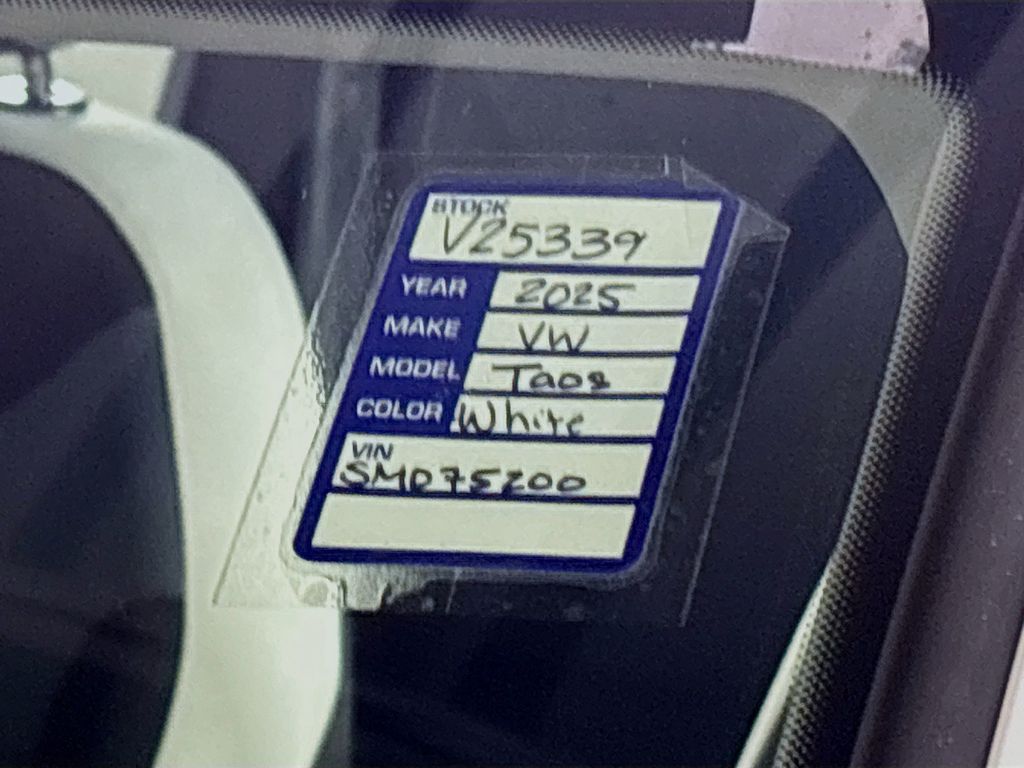 2025 Volkswagen Taos 1.5T S