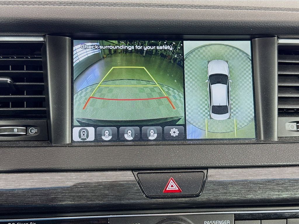 Thumbnail: 2018 Kia Cadenza - 14