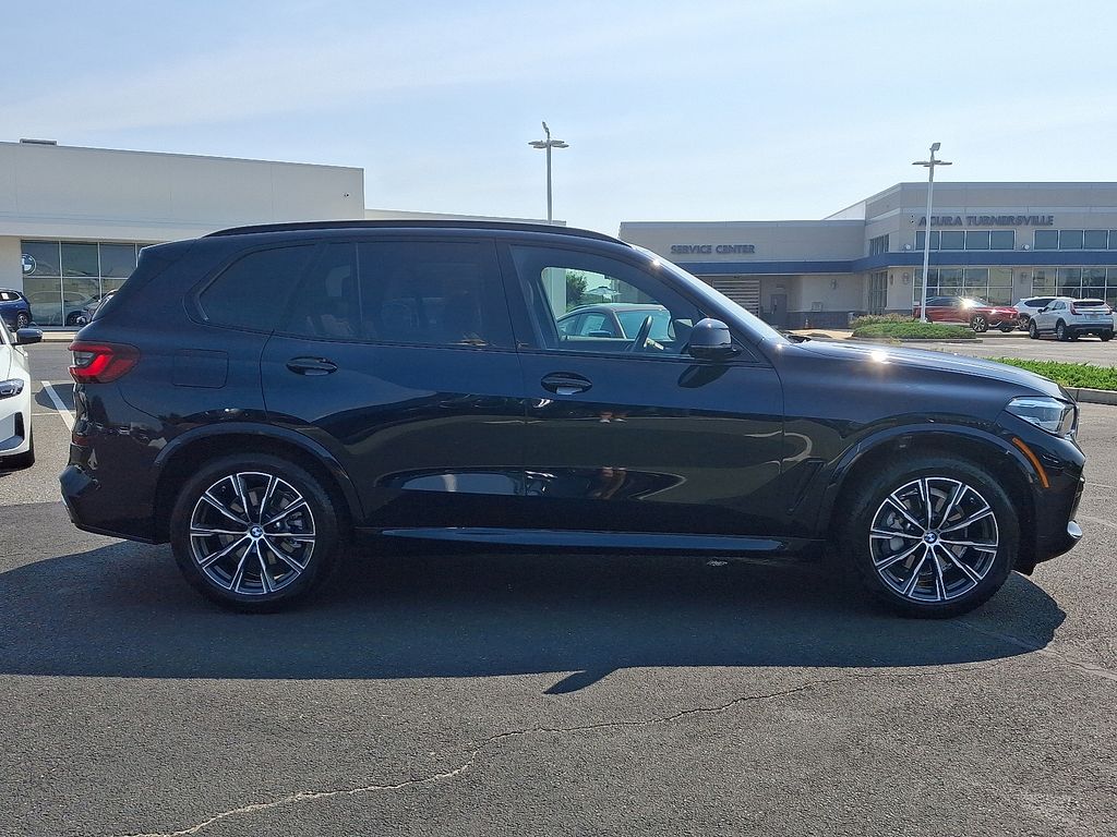 2023 BMW X5 xDrive40i 7