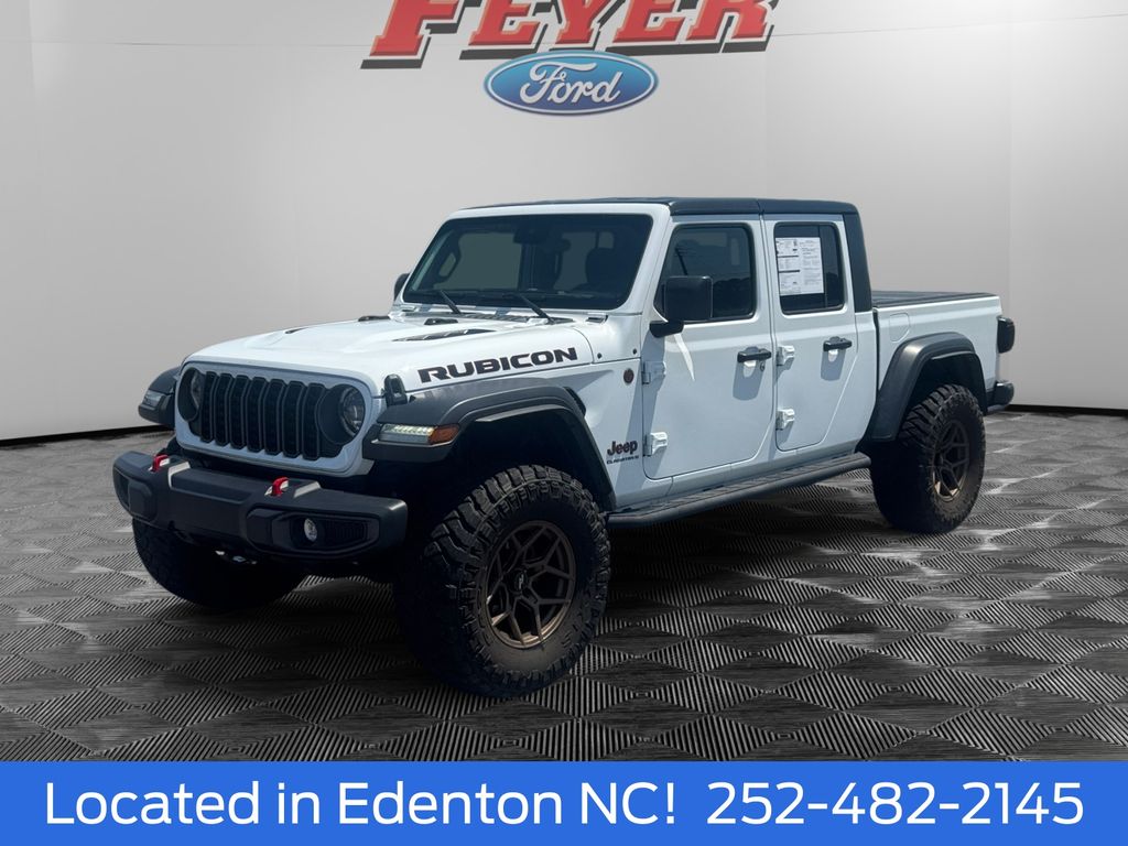 Bright White Clearcoat 2024 Jeep Gladiator Rubicon Crew Cab 4WD Pickup Truck Four-Wheel Drive 8-Speed Automatic
