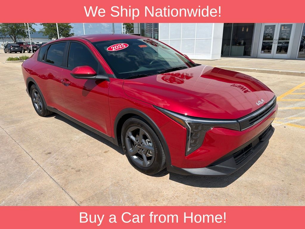 2025 Kia K4 LXS FWD