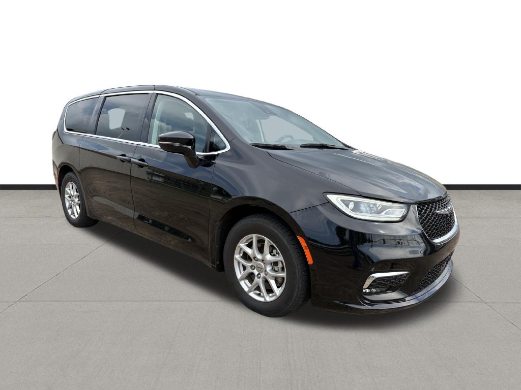2024 Chrysler Pacifica Touring L - 6