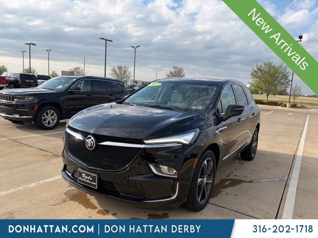2022 Buick Enclave Essence AWD