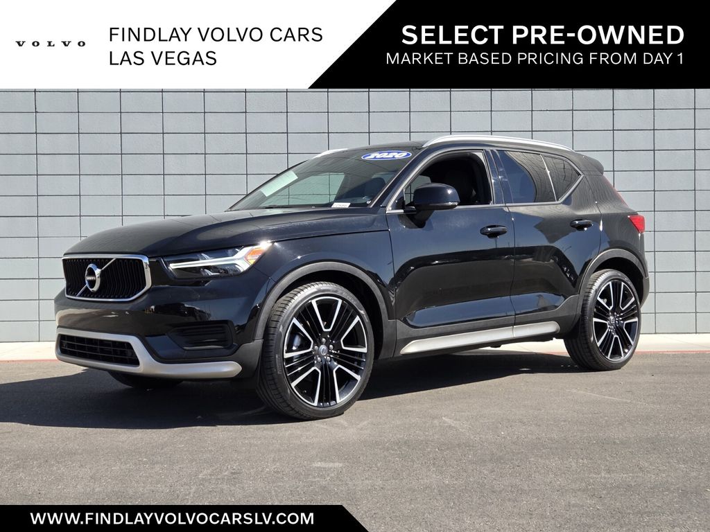 Black Stone 2020 Volvo XC40 T4 Momentum FWD SUV / Crossover Front-Wheel Drive Automatic