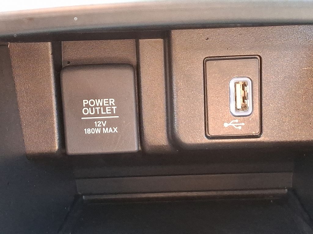 2020 Honda Accord LX 24