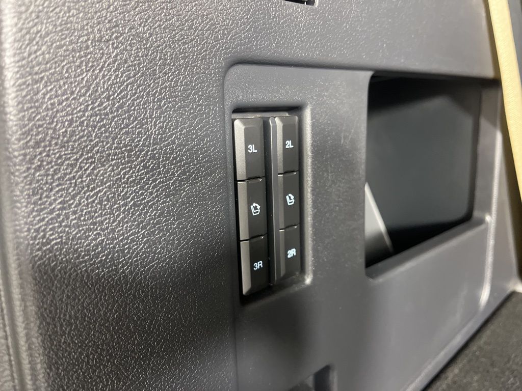 Thumbnail: 2023 Ford Expedition - 23