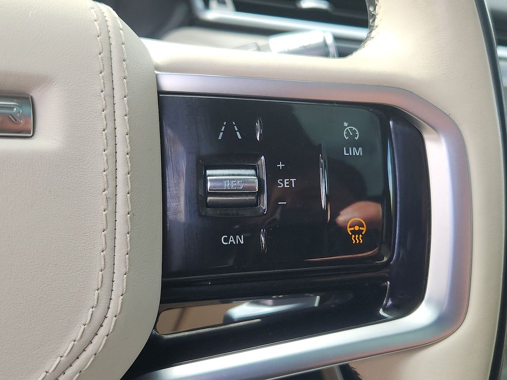 Thumbnail: 2022 Land Rover Range Rover Velar - 23