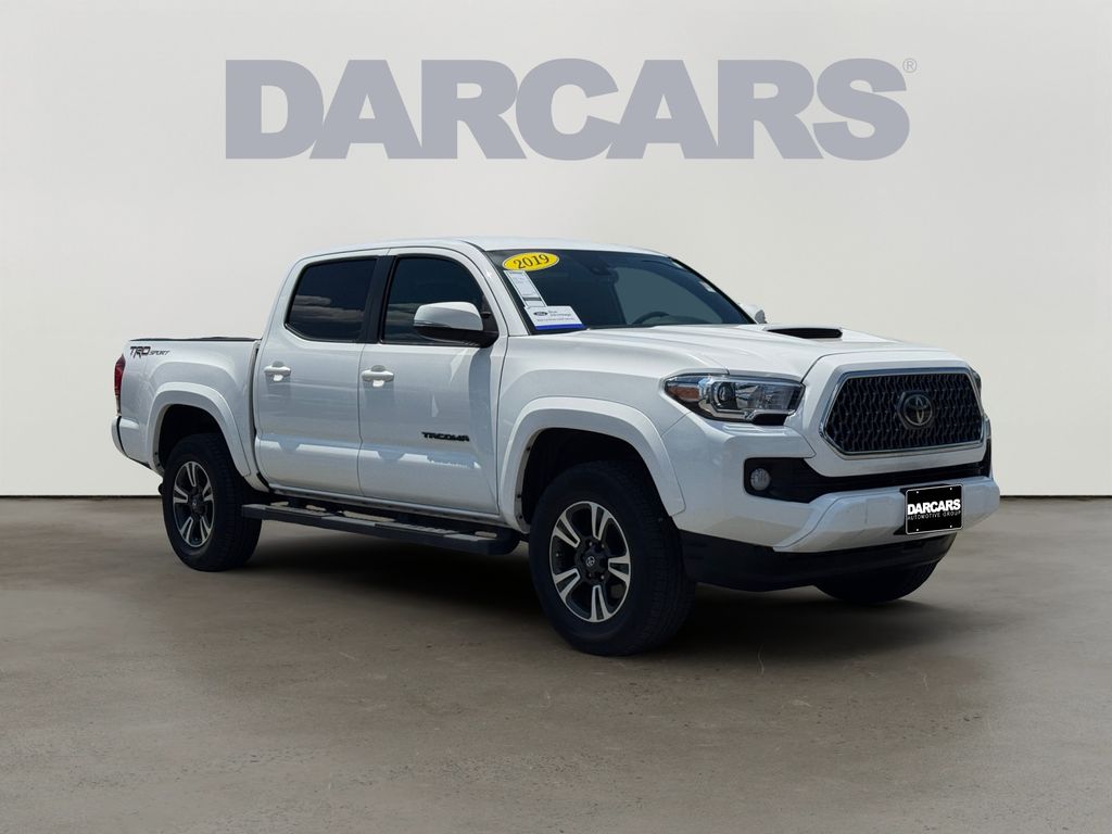 Super White 2019 Toyota Tacoma Pickup Truck 4X2 6-Speed Automatic