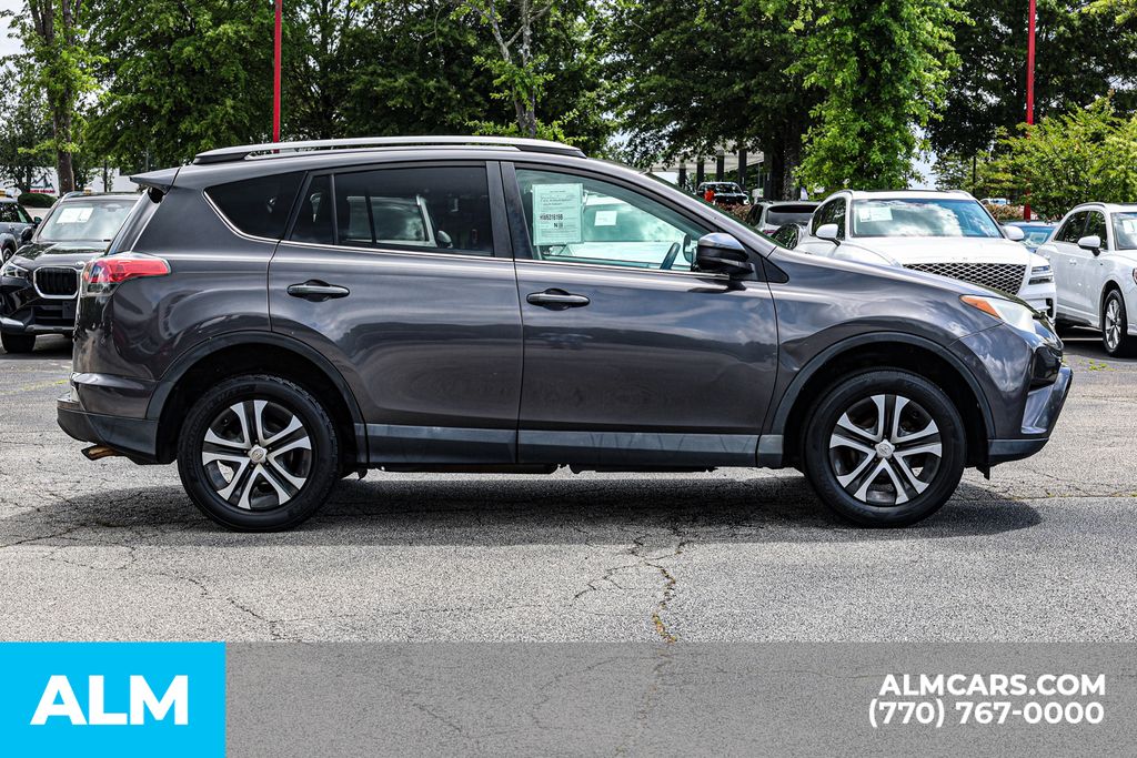 Used 2017 Gray Toyota LE image 10
