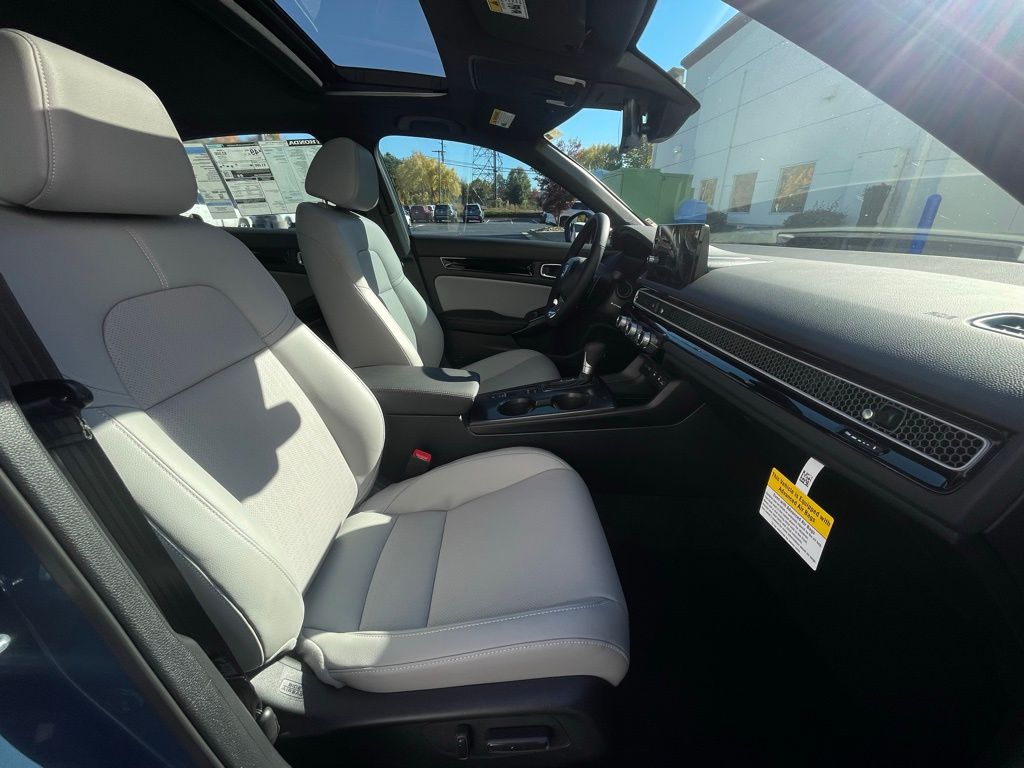 Thumbnail: 2026 Honda Civic - 30