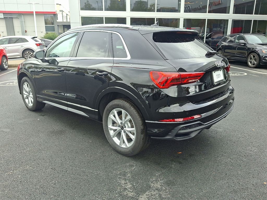 Thumbnail: 2025 Audi Q3 - 4