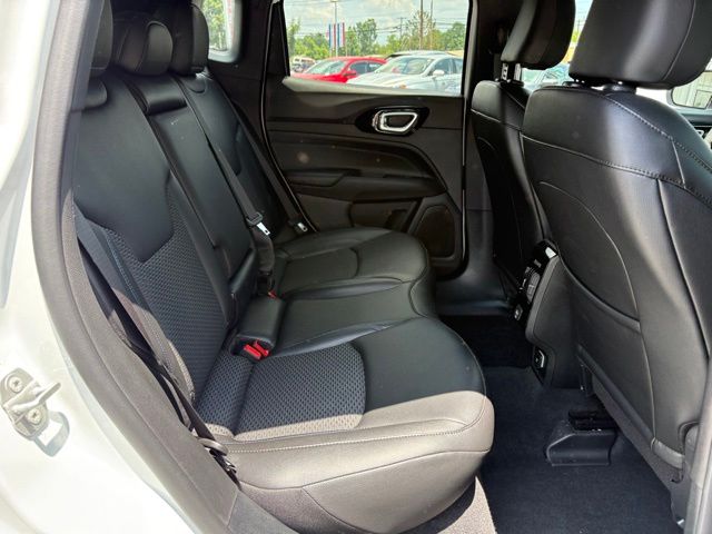 2026 Jeep Compass Latitude Altitude - Photo 19