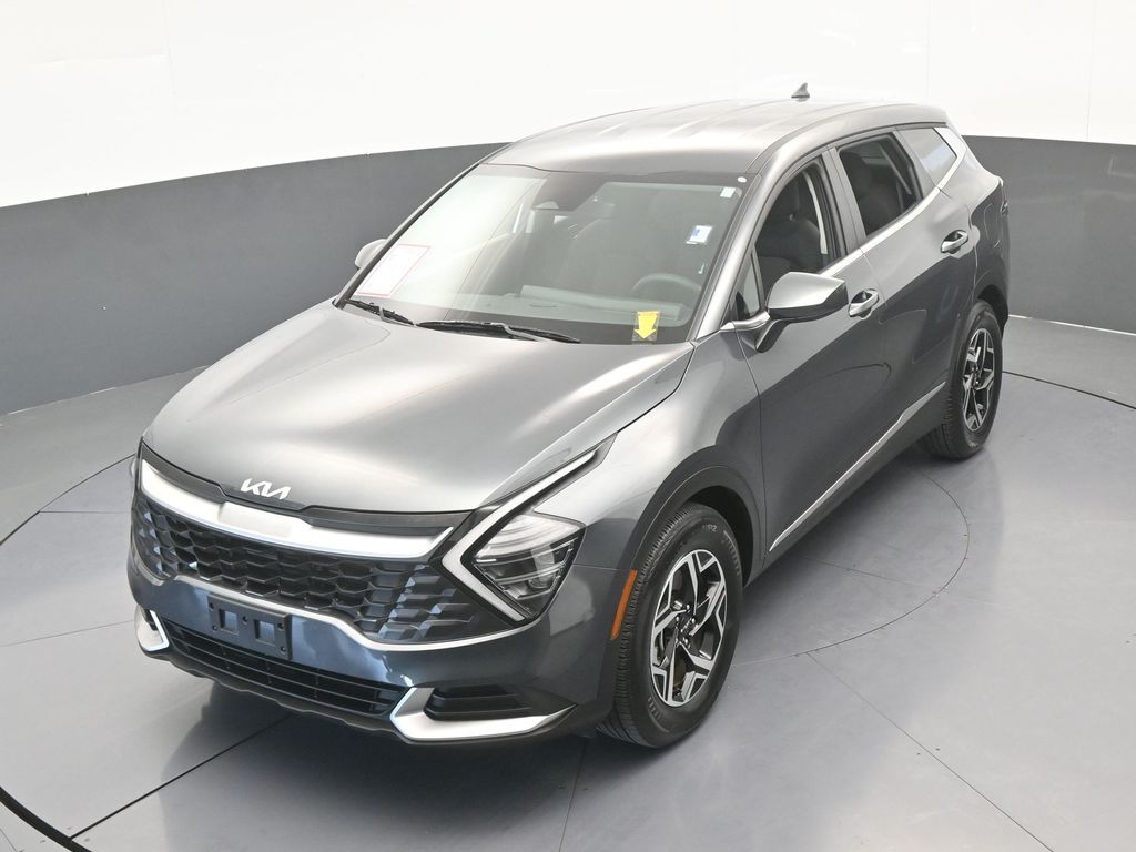 Used 2024 Gravity Gray Kia LX image 39