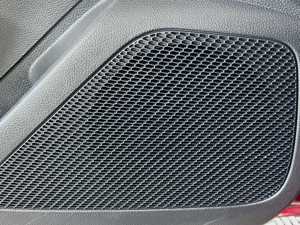 Thumbnail: 2025 Toyota Corolla - 19