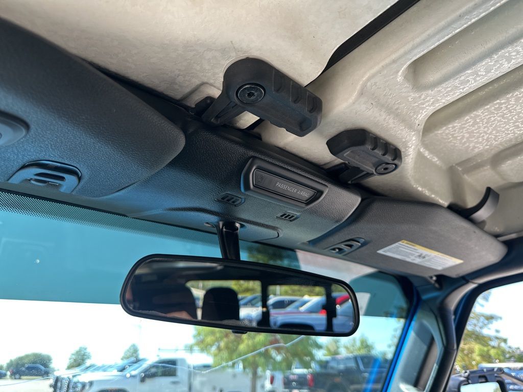 Used Car 2021 Jeep Gladiator  Sport For Sale Under $35,000 In Austin, Texas