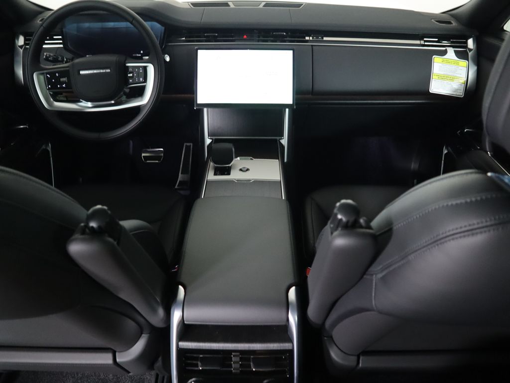 Thumbnail: 2025 Land Rover Range Rover - 14