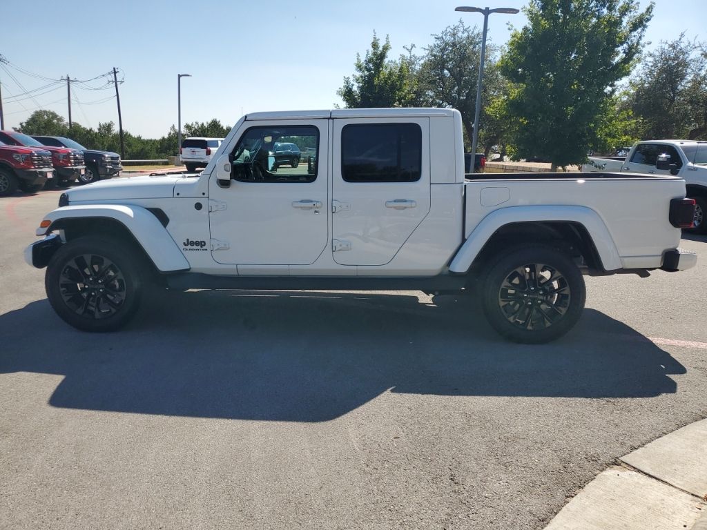 Used Car 2022 Jeep Gladiator  High Altitude For Sale Under $40,000 In Austin, Texas