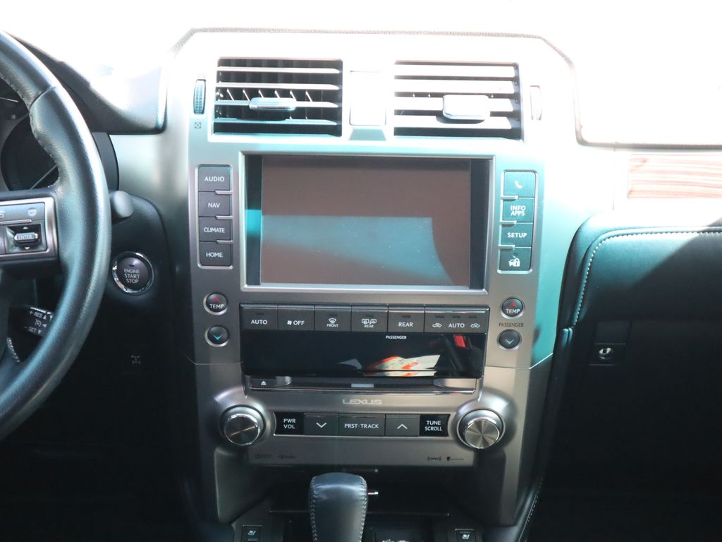 2016 Lexus GX 460 8