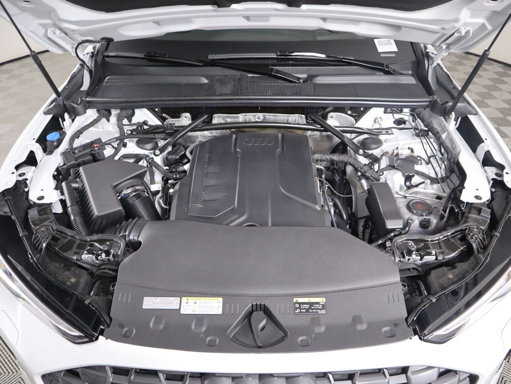 Thumbnail: 2025 Audi Q5 - 31