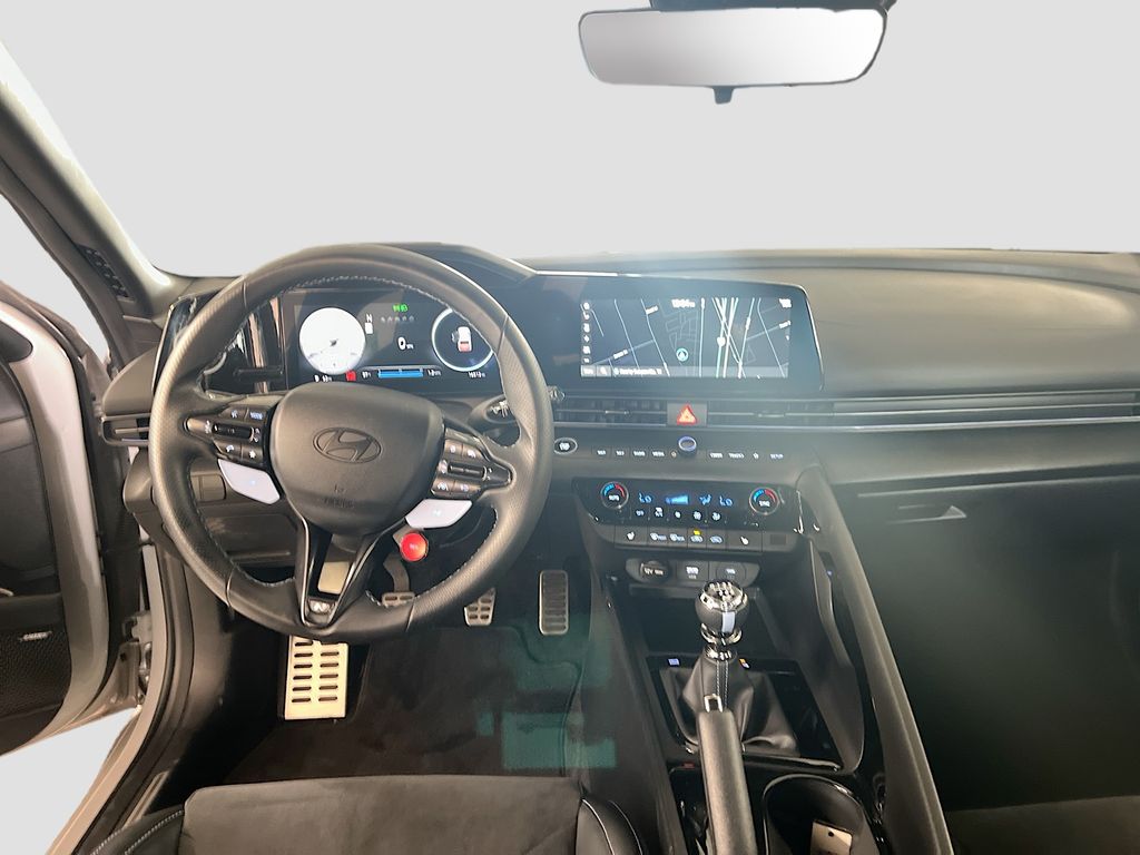 Used 2025 Gray Hyundai Base image 23