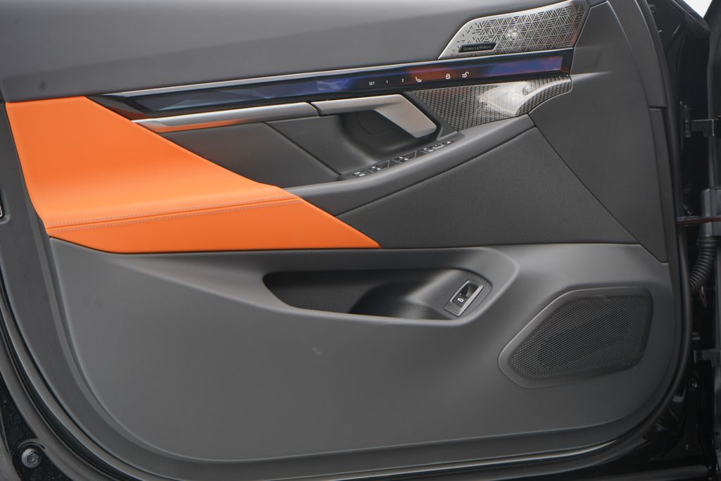 2025 BMW M5 Base 11