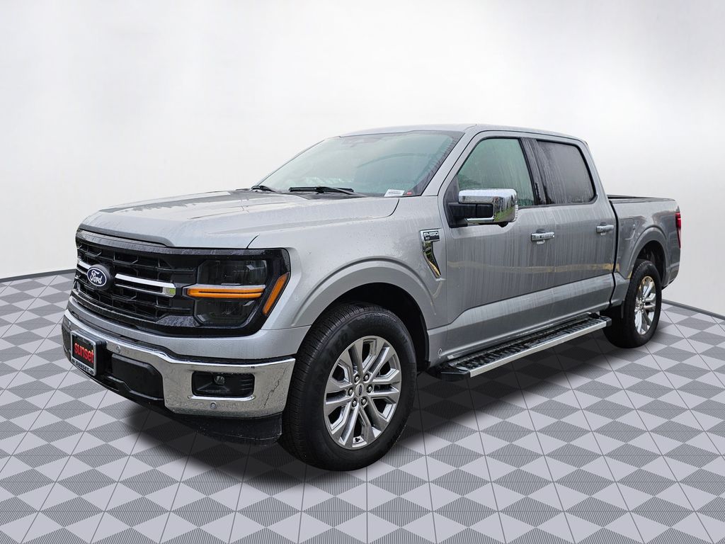 New 2024 Silver Ford XLT image 3