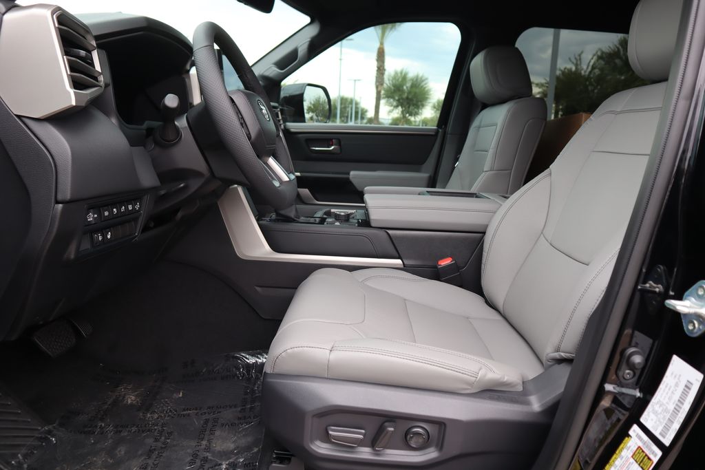 Thumbnail: 2026 Toyota Tundra - 18