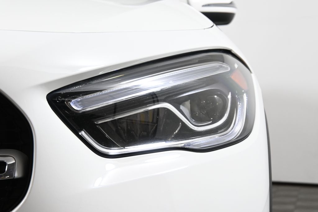 Thumbnail: 2021 Mercedes-Benz GLA - 11